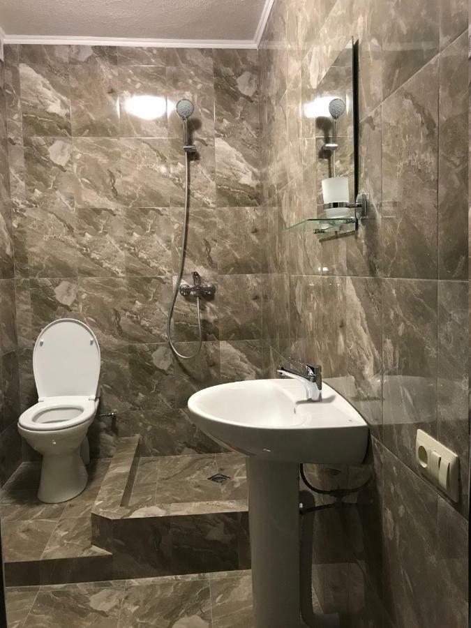 Gudauta Hotel Luaran gambar