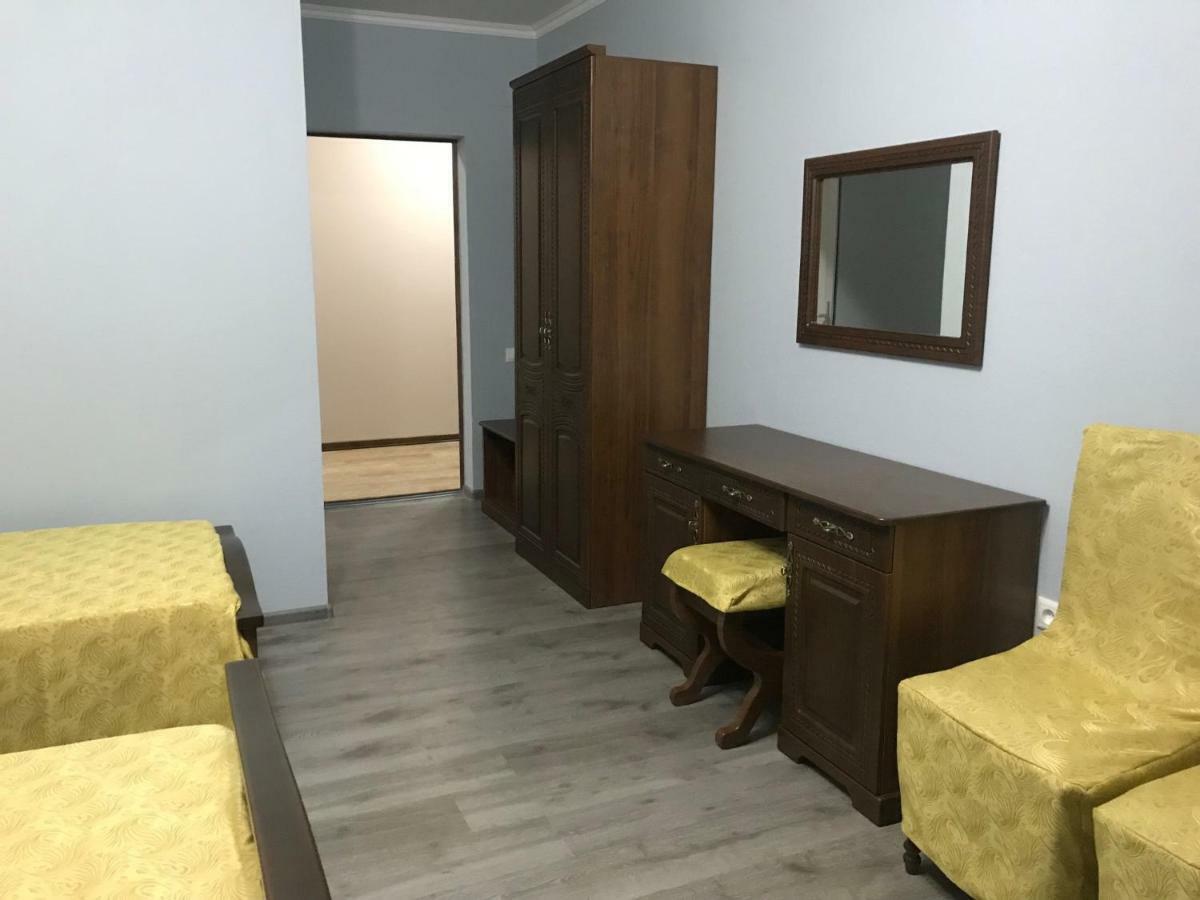 Gudauta Hotel Luaran gambar